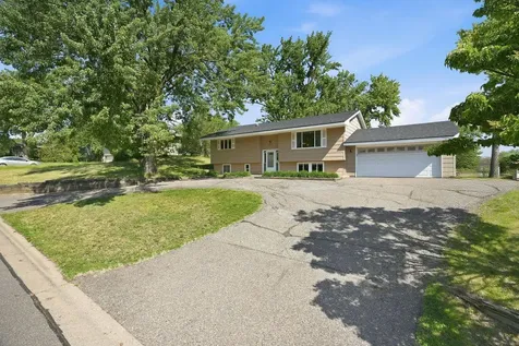 1604 W 131st Street Burnsville MN 55337