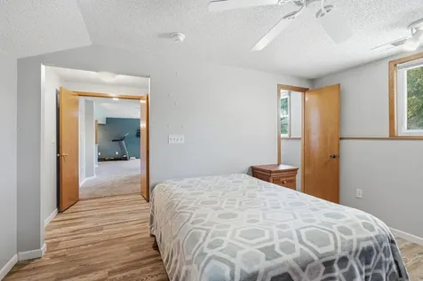 1604 W 131st Street Burnsville MN 55337