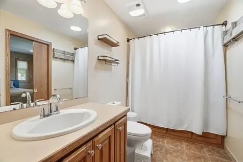 1604 W 131st Street Burnsville MN 55337