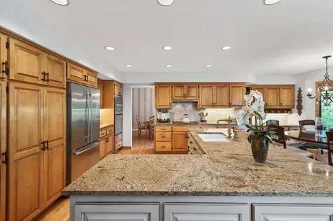 18720 25th Avenue N Plymouth MN 55447