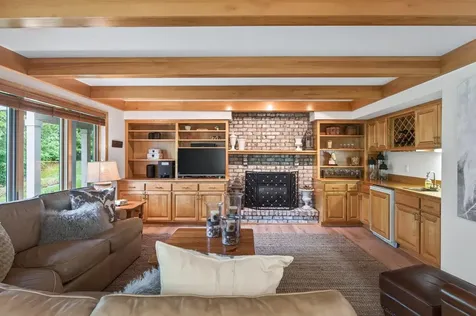 18720 25th Avenue N Plymouth MN 55447