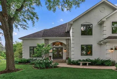 18720 25th Avenue N Plymouth MN 55447