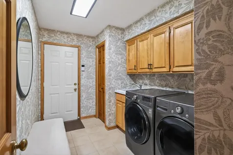 18720 25th Avenue N Plymouth MN 55447