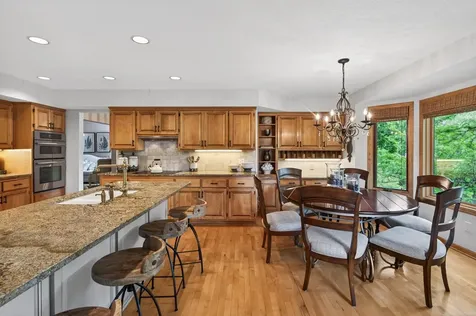 18720 25th Avenue N Plymouth MN 55447