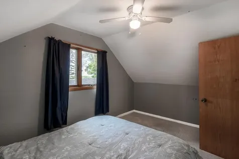462 E Washington Street Le Center MN 56057