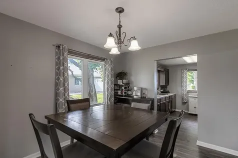 462 E Washington Street Le Center MN 56057