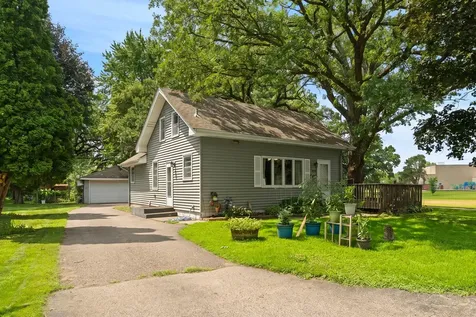 5025 Zenith Avenue N Brooklyn Center MN 55429