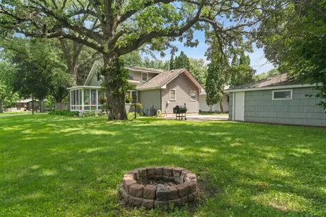 5025 Zenith Avenue N Brooklyn Center MN 55429