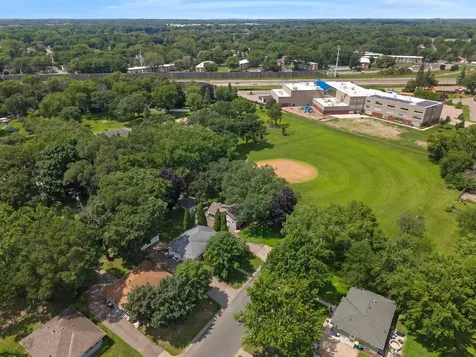 5025 Zenith Avenue N Brooklyn Center MN 55429