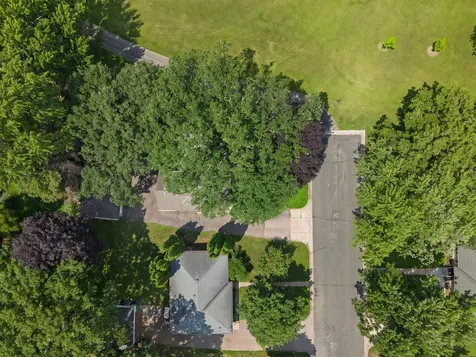 5025 Zenith Avenue N Brooklyn Center MN 55429
