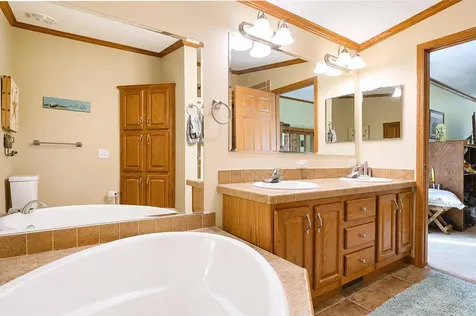 55571 160th Street Austin MN 55912