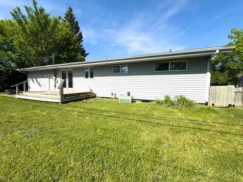 1812 4th Street S Moorhead MN 56560
