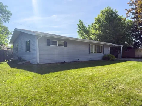 1812 4th Street S Moorhead MN 56560