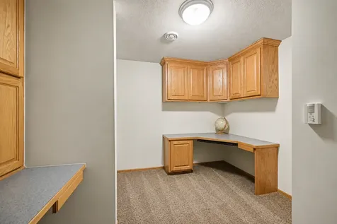 8150 9th Street Place N Oakdale MN 55128