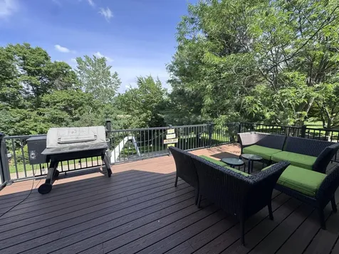 8150 9th Street Place N Oakdale MN 55128