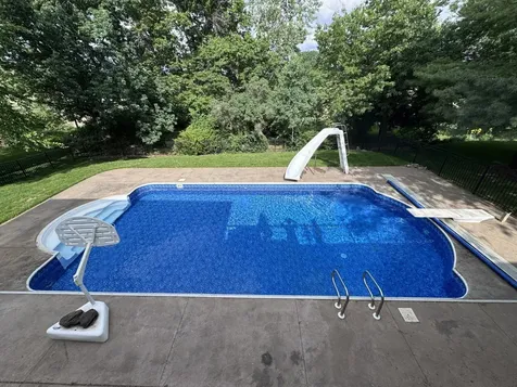 8150 9th Street Place N Oakdale MN 55128
