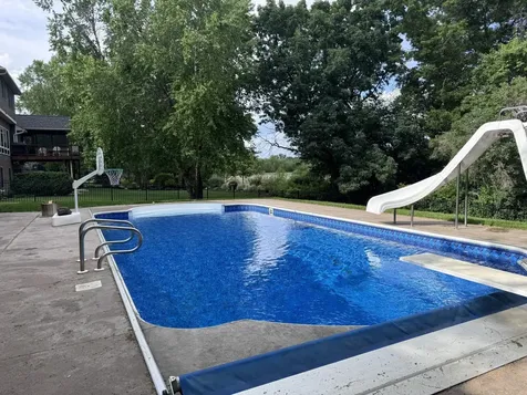 8150 9th Street Place N Oakdale MN 55128