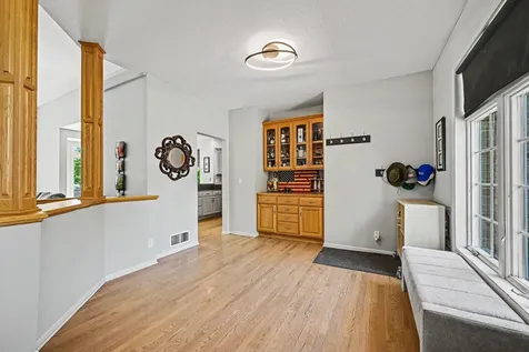 8150 9th Street Place N Oakdale MN 55128
