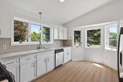 1278 Windcrest Avenue Eagan MN 55123