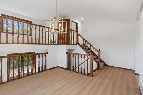 1278 Windcrest Avenue Eagan MN 55123