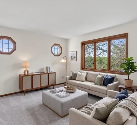1278 Windcrest Avenue Eagan MN 55123
