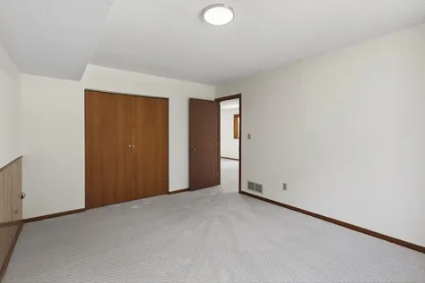1278 Windcrest Avenue Eagan MN 55123