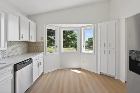 1278 Windcrest Avenue Eagan MN 55123
