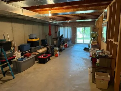 2714 Village Drive Faribault MN 55021