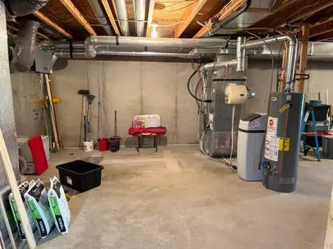 2714 Village Drive Faribault MN 55021