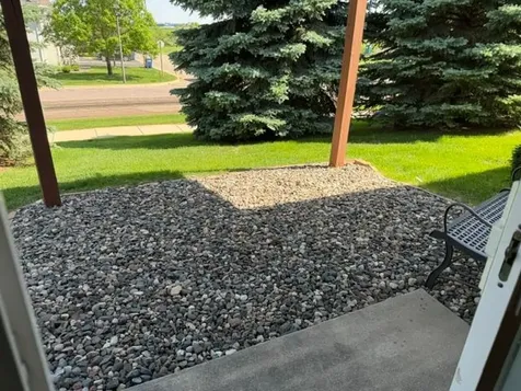 2714 Village Drive Faribault MN 55021