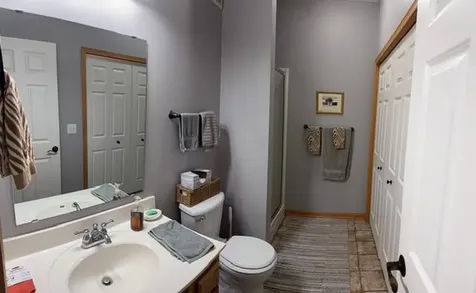 2714 Village Drive Faribault MN 55021