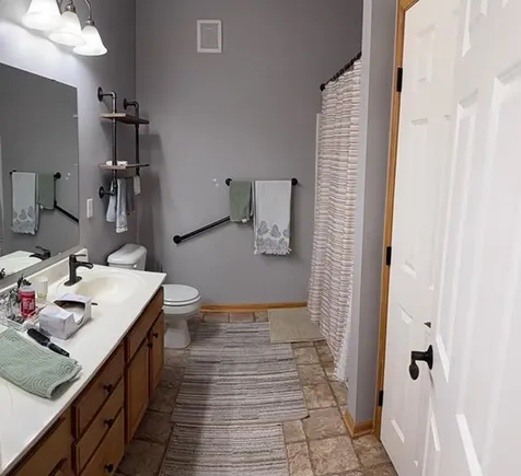 2714 Village Drive Faribault MN 55021