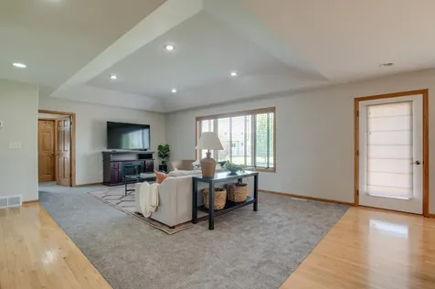 1536 Cambridge Drive West Fargo ND 58078