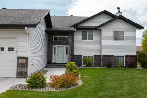 1536 Cambridge Drive West Fargo ND 58078