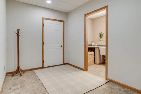 1536 Cambridge Drive West Fargo ND 58078