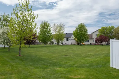 1536 Cambridge Drive West Fargo ND 58078