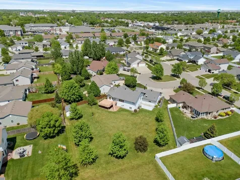 1536 Cambridge Drive West Fargo ND 58078