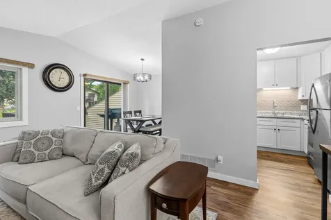 919 Greenhaven Drive Vadnais Heights MN 55127