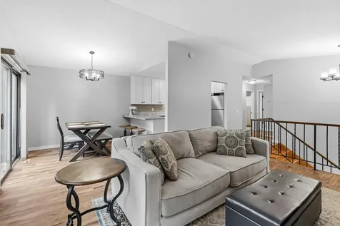 919 Greenhaven Drive Vadnais Heights MN 55127