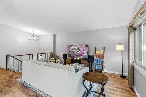 919 Greenhaven Drive Vadnais Heights MN 55127
