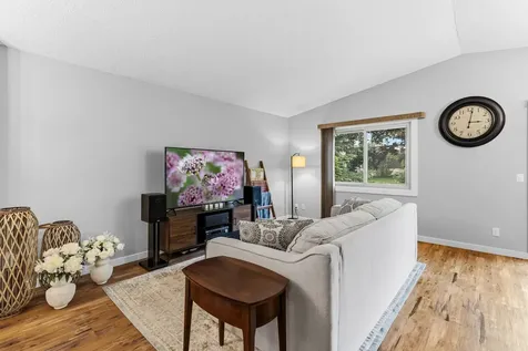 919 Greenhaven Drive Vadnais Heights MN 55127