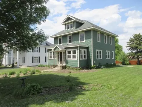 416 E Division Street Elbow Lake MN 56531