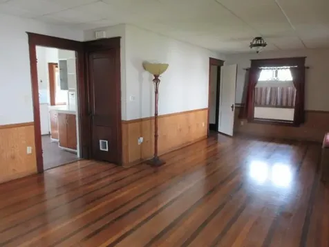 416 E Division Street Elbow Lake MN 56531