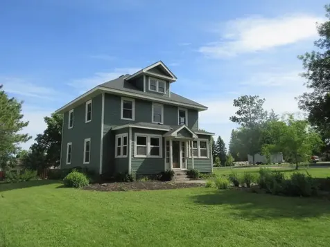 416 E Division Street Elbow Lake MN 56531