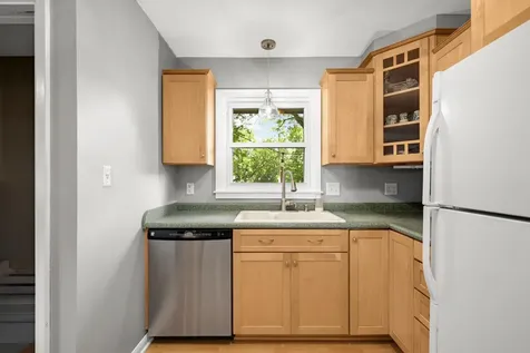 1304 Hall Avenue West Saint Paul MN 55118
