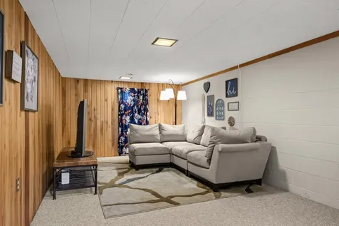 1304 Hall Avenue West Saint Paul MN 55118