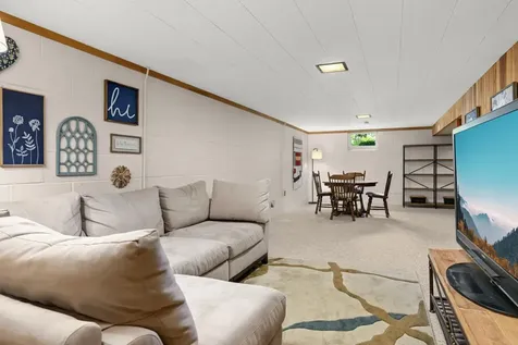 1304 Hall Avenue West Saint Paul MN 55118