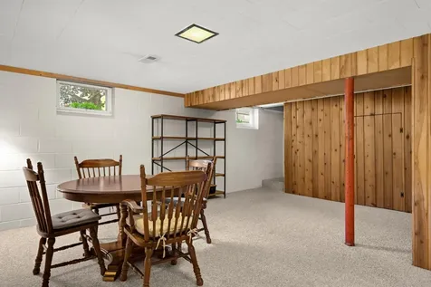 1304 Hall Avenue West Saint Paul MN 55118