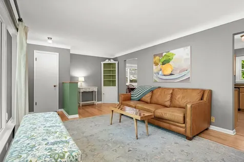 1304 Hall Avenue West Saint Paul MN 55118