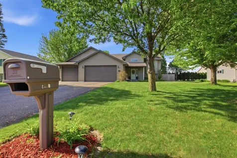 1705 Richland Avenue SW Willmar MN 56201